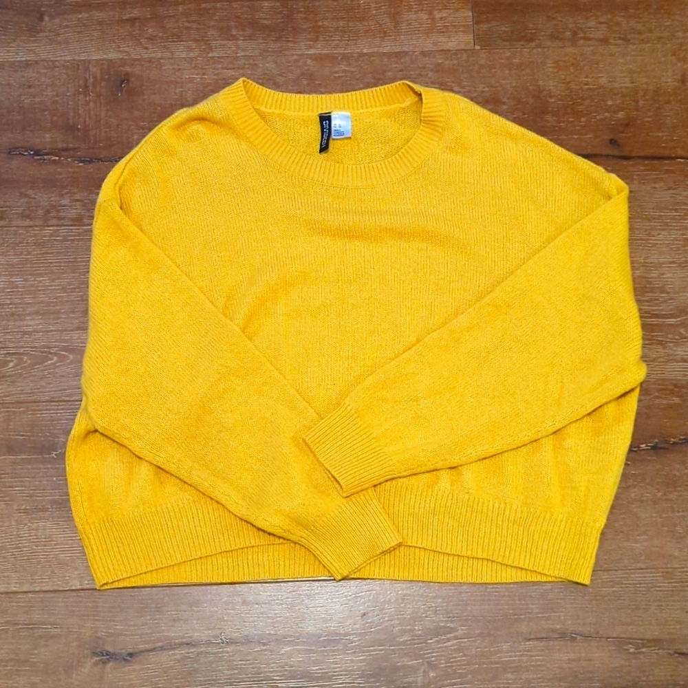 Women's Cropped Sweater